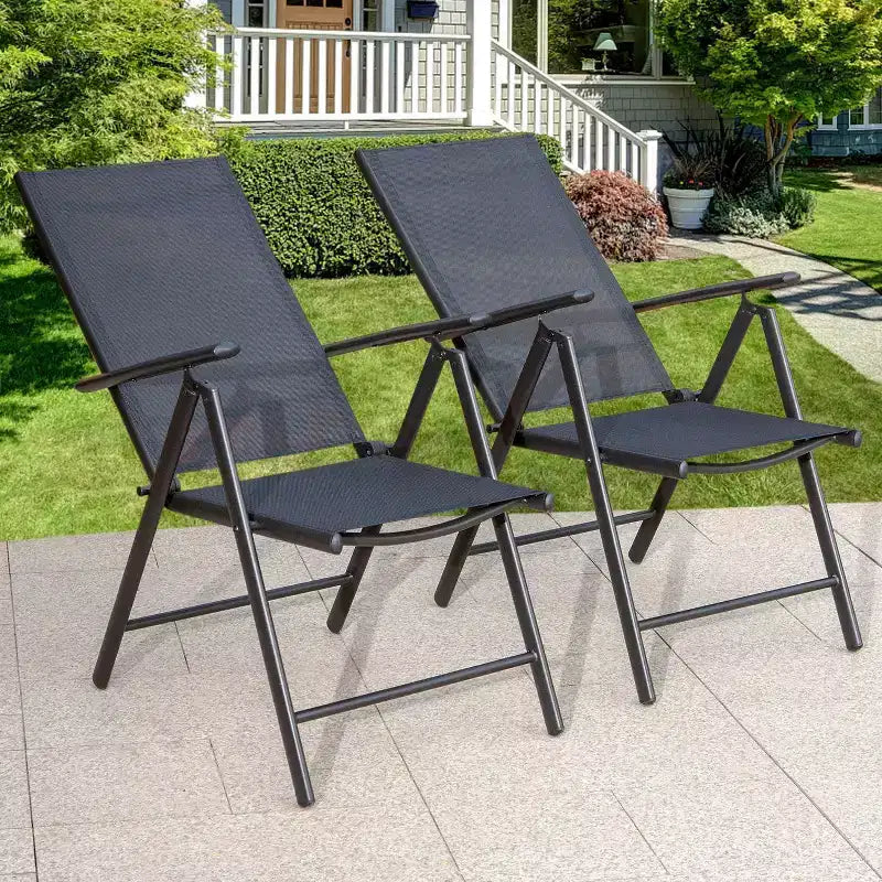 Ensemble de patio 5 pièces avec table carrée en faux bois et chaises longues inclinables en textilène avec accoudoirs - Captiva Designs : Repas en extérieur, résistant aux intempéries