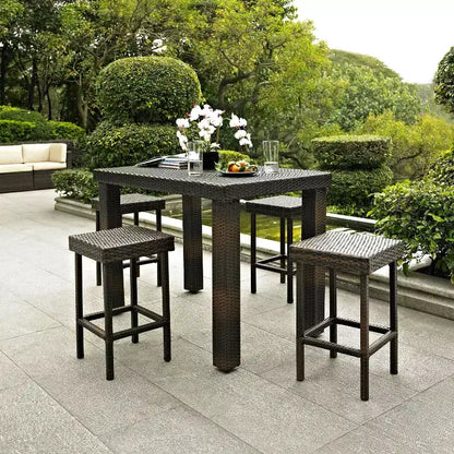 Set da pranzo Palm Harbor a 5 pezzi in vimini da esterno altezza bancone - Marrone - Crosley: Telaio in acciaio, resistente ai raggi UV, senza cuscini