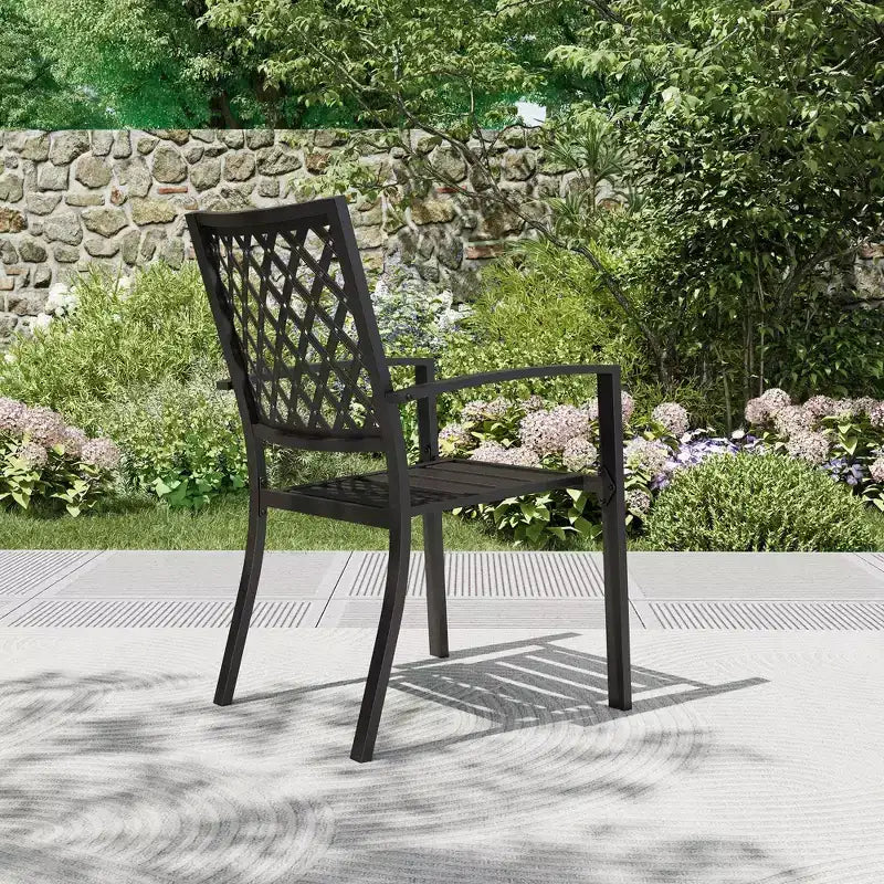 Set da pranzo per patio in metallo da 7 pezzi con tavolo rettangolare con ombrellone e 6 sedie impilabili - Captiva Designs