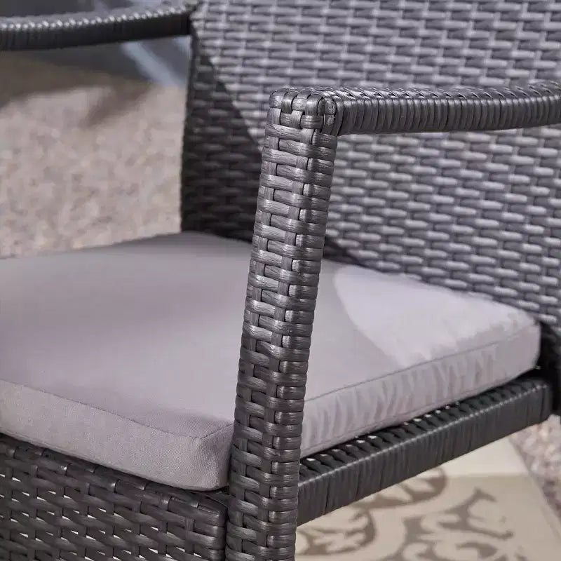 Set da pranzo Garner con 6 sedie in legno e vimini e panca, grigio scuro sabbiato/grigio - Christopher Knight Home