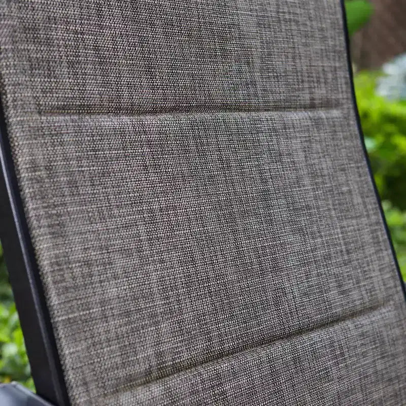 Ensemble de salle à manger de patio 3 pièces avec petite table ronde et chaises rembourrées à dossier bas pivotantes à 360° - Captiva Designs : Résistant aux intempéries, cadre en acier
