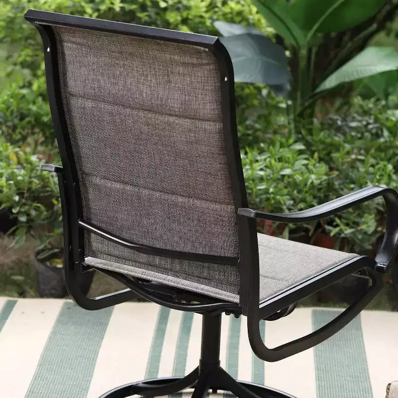 Ensemble de salle à manger de patio 3 pièces avec petite table ronde et chaises rembourrées à dossier bas pivotantes à 360° - Captiva Designs : Résistant aux intempéries, cadre en acier