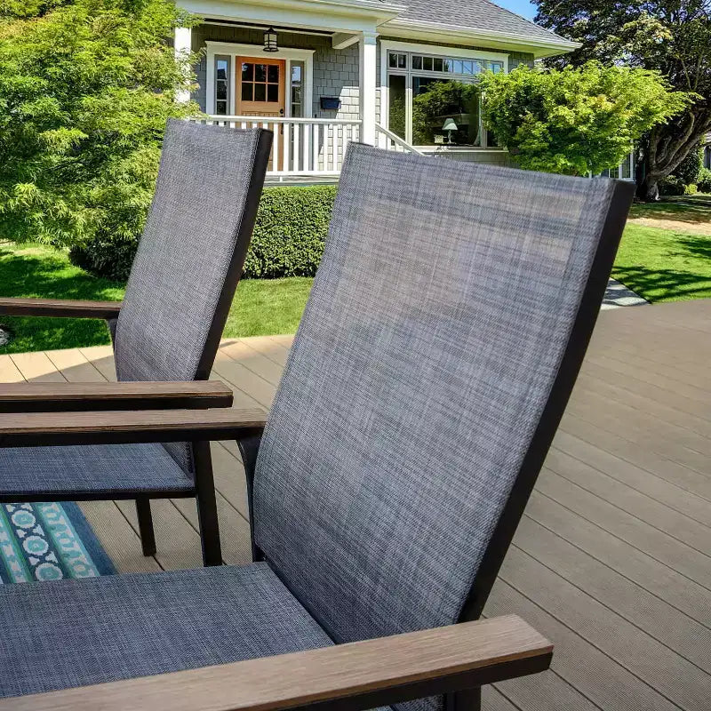 Ensemble de patio 5 pièces avec table en acier avec trou pour parasol de 2 po et chaises à élingue à cadre en aluminium - Captiva Designs