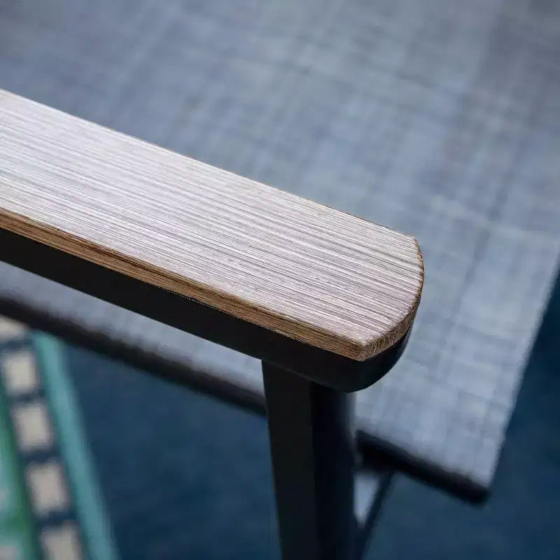 Ensemble de patio 5 pièces avec table en acier avec trou pour parasol de 2 po et chaises à élingue à cadre en aluminium - Captiva Designs