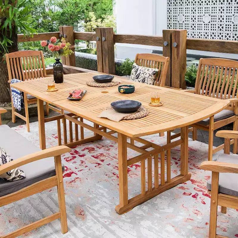 Ensemble de salle à manger d'extérieur en teck Sonoma Lane Amherst 6 pièces avec coussins beiges – Résistant aux intempéries, 2 trous pour parasol