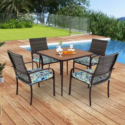 Costway Ensemble de salle à manger d'extérieur 5 pièces avec plateau de table en bois-plastique et trou pour parasol pour jardin
