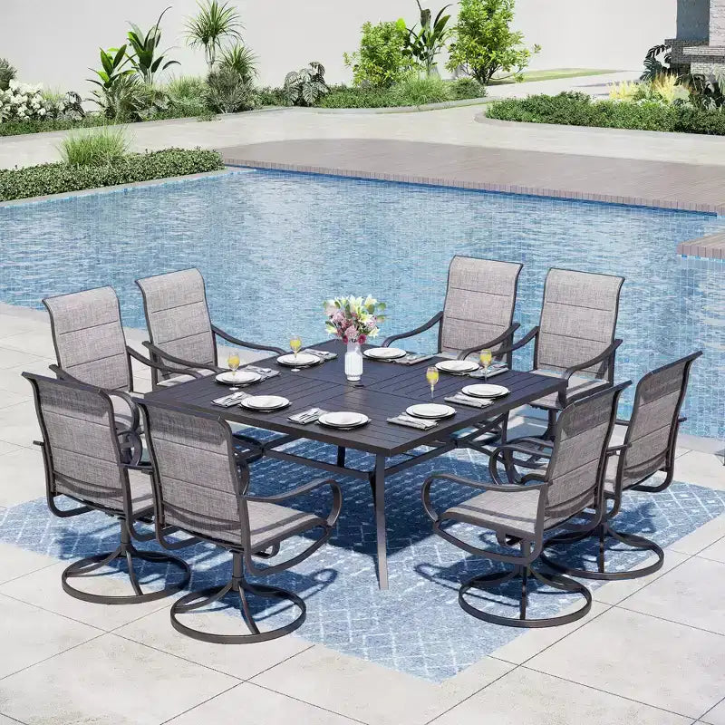Captiva Designs set da 9 pezzi con ampio tavolo quadrato in metallo con piano a doghe e foro per ombrellone, e sedie girevoli in Textilene imbottite