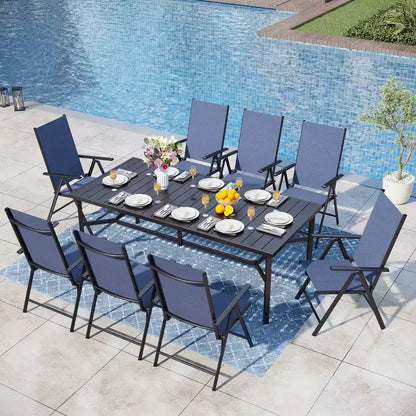 Captiva Designs, set di 9 pz con ampio tavolo rettangolare in metallo con piano a doghe e foro per ombrellone e sedie reclinabili pieghevoli in Textilene