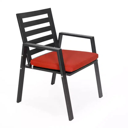Ensemble de salle à manger d'extérieur 5 pièces LeisureMod Chelsea, table à manger ronde en aluminium de 48 pouces et 4 fauteuils de salle à manger