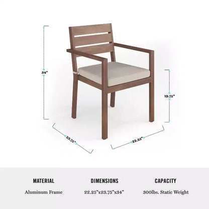 Ensemble de salle à manger d'extérieur Martha Stewart Bedford avec table de 180 cm et 8 chaises avec finition en aluminium brossé aspect bois et coussins résistants aux intempéries