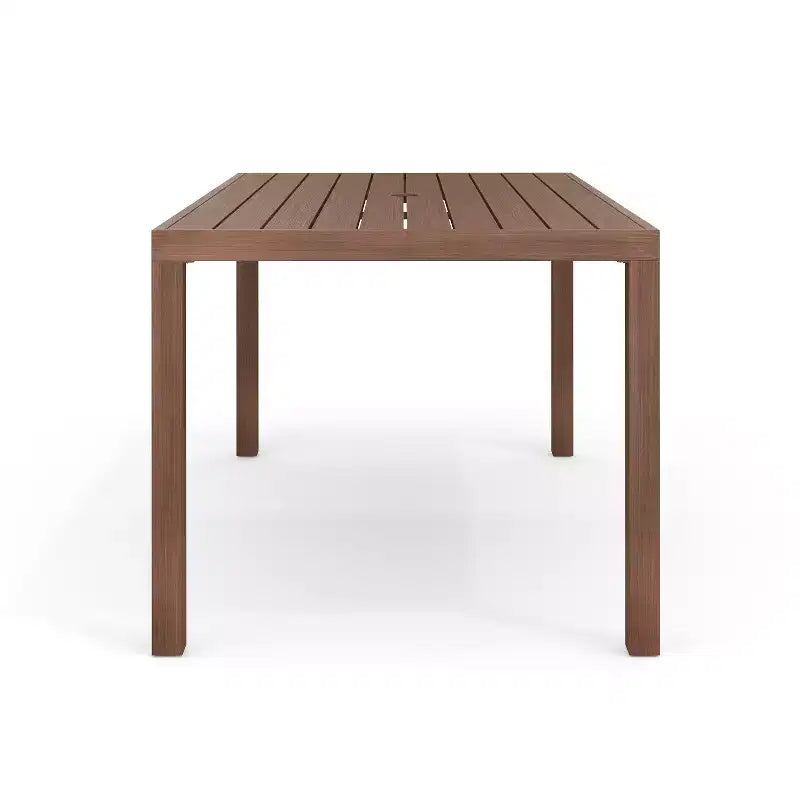Ensemble de patio intérieur/extérieur Martha Stewart Bedford avec table de 62 po et 6 chaises de salle à manger avec finition en aluminium brossé imitation bois et coussins toutes saisons