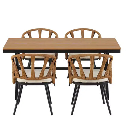 Ensemble extérieur contemporain Whisen avec chaises en rotin PE et table en bois synthétique, idéal pour les jardins et les pelouses
