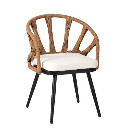 Ensemble extérieur contemporain Whisen avec chaises en rotin PE et table en bois synthétique, idéal pour les jardins et les pelouses