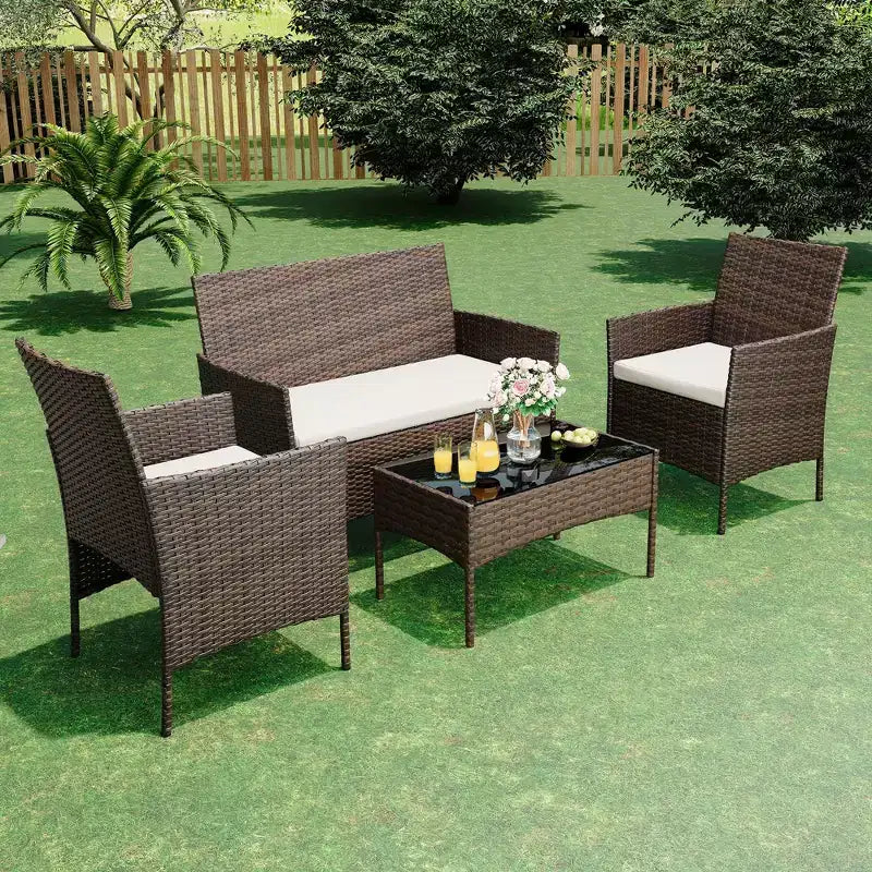 Set da 4 mobili da giardino, sedie in rattan da esterno, divano in rattan All-Weather Dialogue con imbottitura e tavolino in vetro