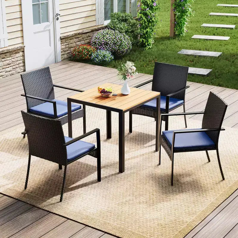 Set da pranzo per patio esterno