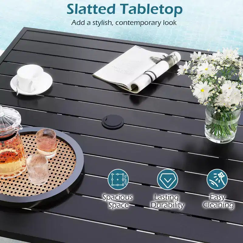 Ensemble repas d'extérieur 5 pièces Costway, 4 chaises pivotantes et table de patio carrée avec trou pour parasol Noir + Marron/Noir