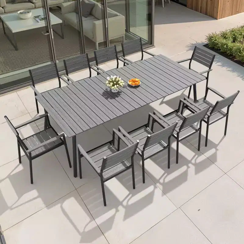 Crestlive Products Set da pranzo da esterno 11 pezzi, sedie impilabili con braccioli, tavolo effetto legno con foro per ombrellone per grandi riunioni