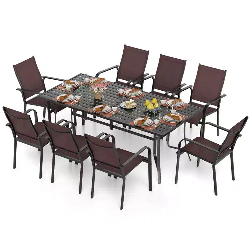 Set da pranzo Gymax 9 pezzi per esterni con tavolo rettangolare e sedie impilabili con foro per ombrellone