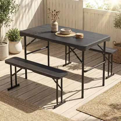 Set da tavolo da picnic pieghevole Gymax per patio con 2 panche e struttura in metallo, superficie in HDPE per campeggio e giardino