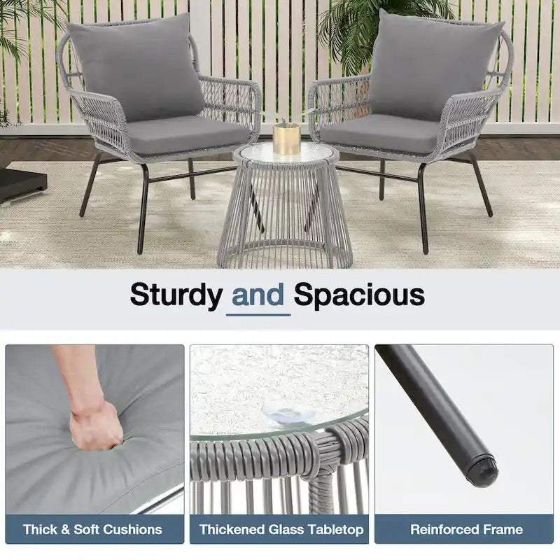 Set da Bistrot da Esterno in Rattan da 3 Pezzi, Set di Mobili da Giardino con Tavolo in Vetro e 2 Ampie Poltrone, Cuscini Inclusi