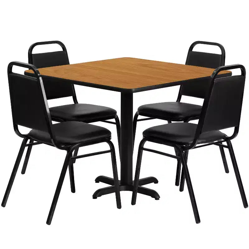Set tavolo Emma and Oliver con base a X laminata quadrata da 36 con 4 sedie da banchetto