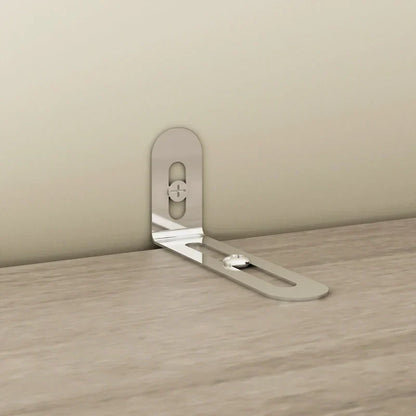 Armadio moderno freestanding in legno massiccio con ripiani