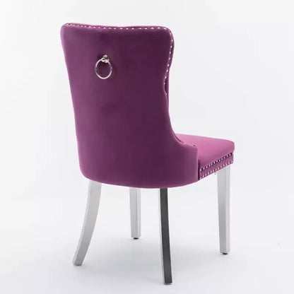 Set di 2 sedie da pranzo contemporanee imbottite in velluto grigio trapuntato in legno massello con gambe placcate in acciaio inossidabile cromato e finiture con borchie