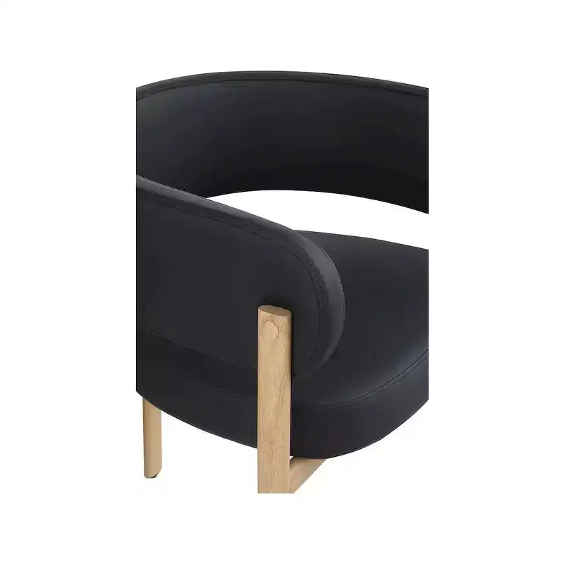 Meridian Furniture, Sedia da pranzo Gideon in pelle vegana nera, Set da 2