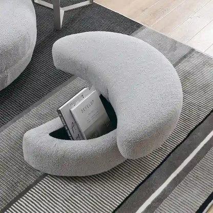 Poltrona a botte girevole di grandi dimensioni con pouf contenitore a forma di luna