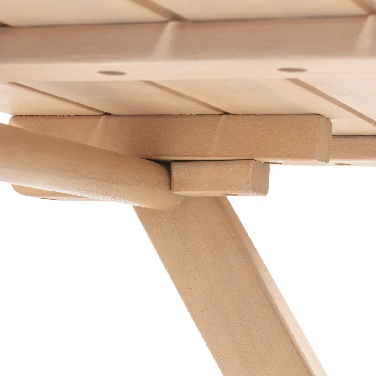 Set da bistrò pieghevole da esterno a 3 pezzi in legno di acacia Cadiz Modern Coastal, di JONATHAN Y