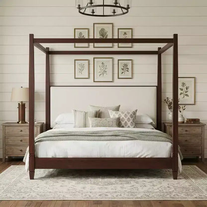 Letto a baldacchino con testiera imbottita