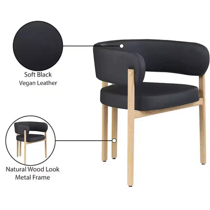 Meridian Furniture, Sedia da pranzo Gideon in pelle vegana nera, Set da 2
