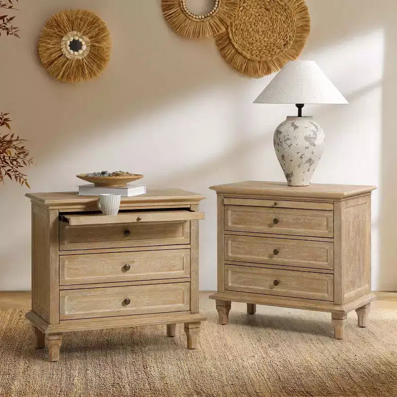 Giorgio 3 - Comodino con 3 cassetti e prese integrate, set da 2|HULALA HOME
