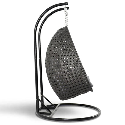 LeisureMod Fauteuil suspendu œuf 2 places avec support - Balançoire / hamac de patio en rotin osier pour extérieur/intérieur avec coussins