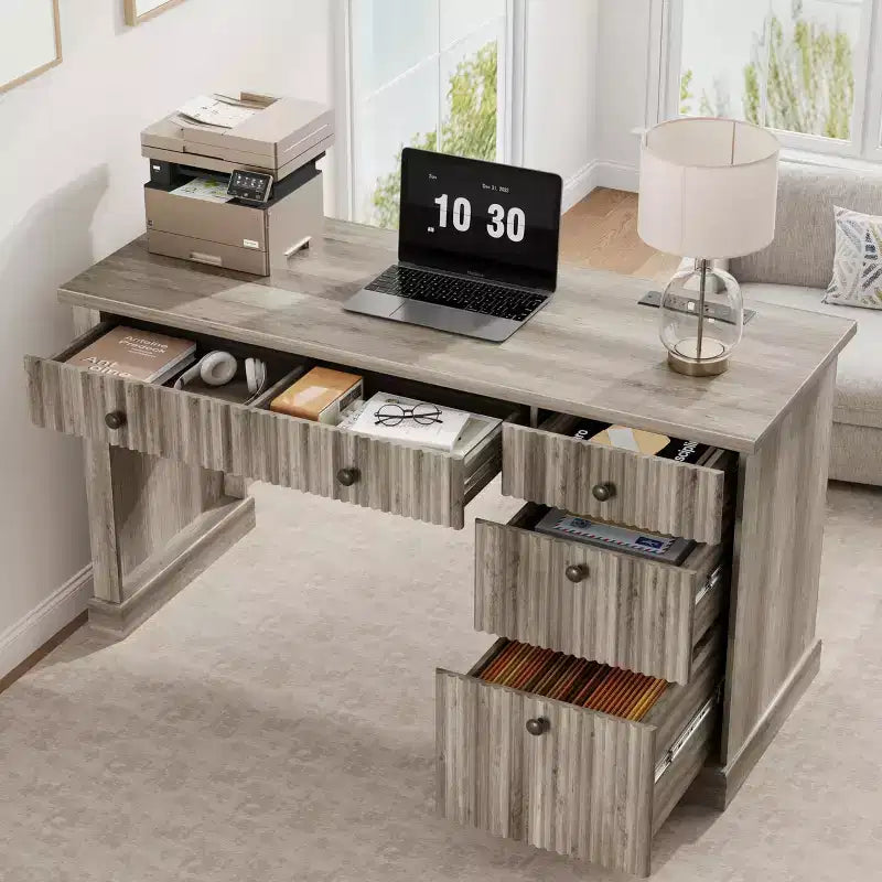 Contenitore scanalato per scrivania da ufficio, scrivania direzionale moderna da 54" con stazione di ricarica, scrivania in legno per computer con cassetti classificatori per studio