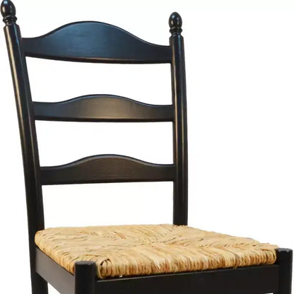 HomeRoots Chaise de salle à manger avec dossier échelle en paille et bois noir