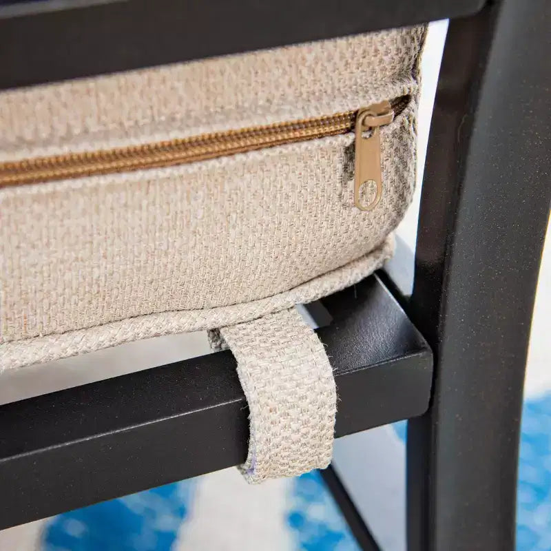 Captiva Designs Set Conversazione da Esterno 5 Pezzi XL in Metallo con Sedie Girevoli e Pouf Beige: Struttura in Acciaio, Resistente a Ruggine e Acqua