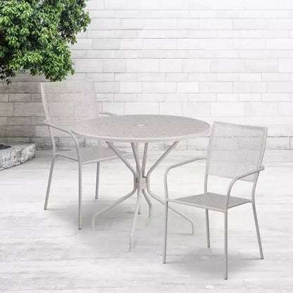 Ensemble table de jardin et de terrasse ronde en métal Emma and Oliver de qualité commerciale de 35,25 po, 2 chaises à dossier carré