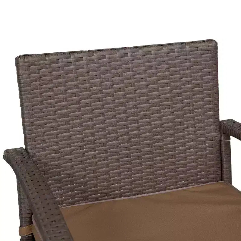 Outsunny Set 3 Pezzi in Rattan e Vimini, Tavolo con Top Effetto Legno e 2 Sgabelli da Bar per Esterni, Patio, Bordo Piscina, Giardino