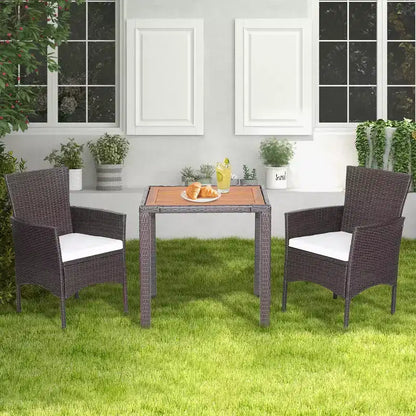 Costway Set da Pranzo da Giardino 3 Pezzi in Vimini con Piano Tavolo in Legno di Acacia e Sedie Imbottite