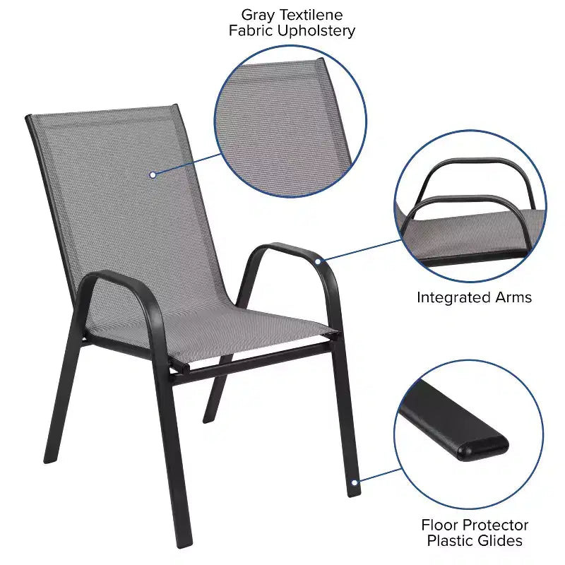 Ensemble de table de patio sept pièces Emma et Oliver avec table en métal avec plateau en verre trempé et 6 chaises empilables Flex Comfort