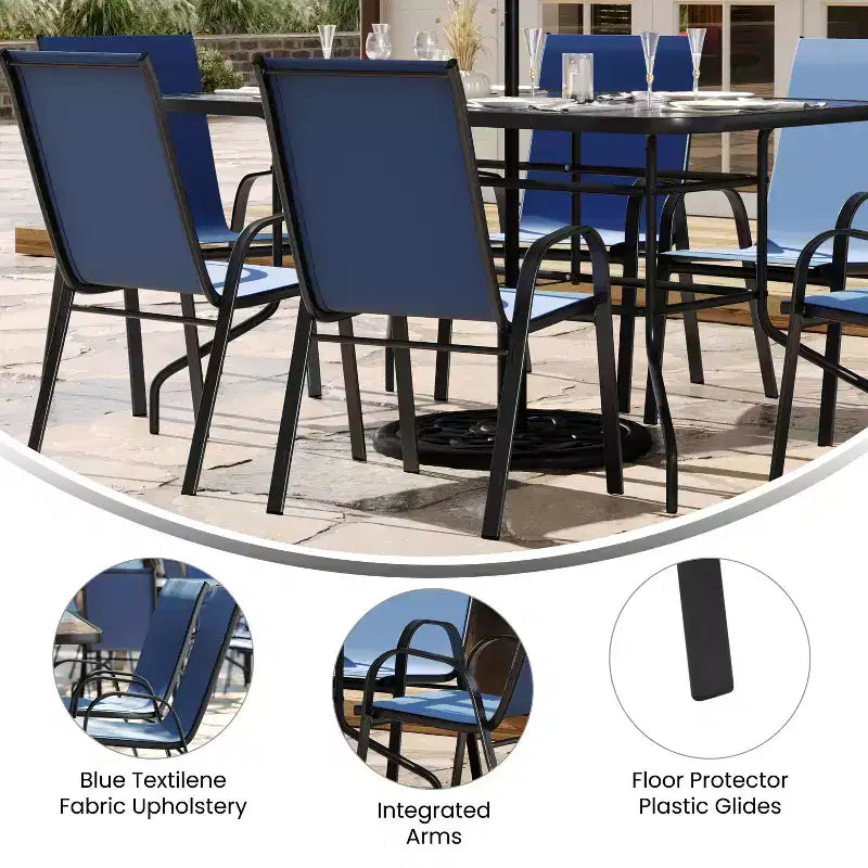 Ensemble de table de patio sept pièces Emma et Oliver avec table en métal avec plateau en verre trempé et 6 chaises empilables Flex Comfort