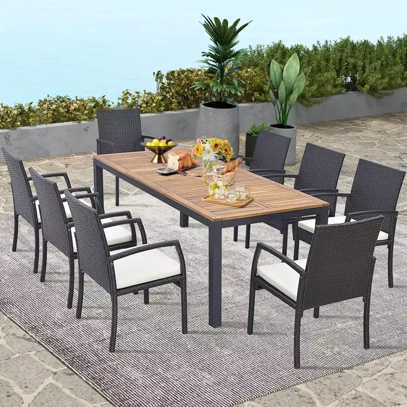 Set da Pranzo Costway 9 Pezzi in Rattan da Esterno con Tavolo in Legno di Acacia, Cuscini, Foro per Ombrellone da 1,9