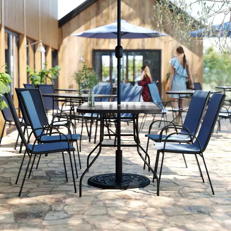 Ensemble de salle à manger d'extérieur Flash Furniture Brazos 5 pièces de qualité commerciale avec table de patio en verre trempé et 4 chaises avec assises et dossiers en matériau Flex Comfort