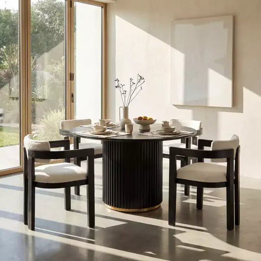 Christopher Knight Home Shankar, set da pranzo moderno da 5 pezzi con tavolo rotondo e sedie imbottite in legno di caucciù