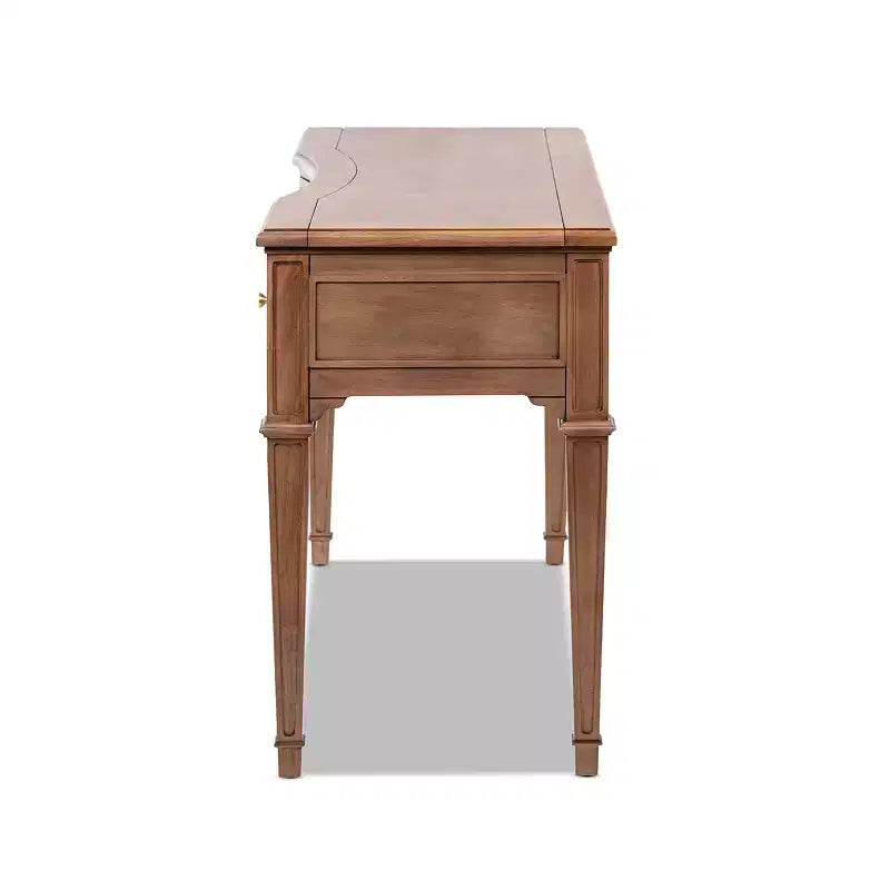 Scrivania direzionale in legno a 3 cassetti Dauphin 55 di Jennifer Taylor Home