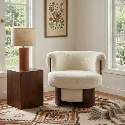 Fauteuil baril pivotant Whisen 360° avec design sculptural en bois courbé, cadre en bois massif, 81 cm de large, polyvalent pour le salon et la chambre à coucher