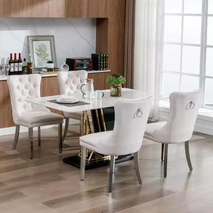 Set di 2 sedie da pranzo contemporanee imbottite in velluto grigio trapuntato in legno massello con gambe placcate in acciaio inossidabile cromato e finiture con borchie