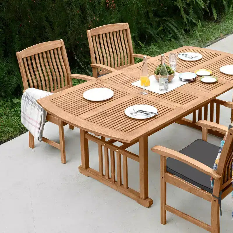 Ensemble de salle à manger d'extérieur Sonoma Lane Merkel 7 pièces en teck avec coussins