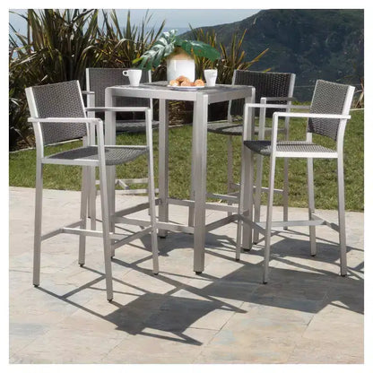 Set bar da esterno Cape Coral 5 pezzi in vimini/metallo resistente alle intemperie con 4 sgabelli - Grigio - Christopher Knight Home